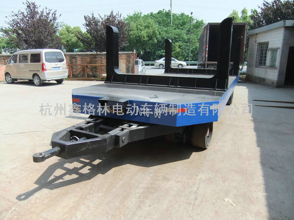 40噸帶制動(dòng)型平板拖車